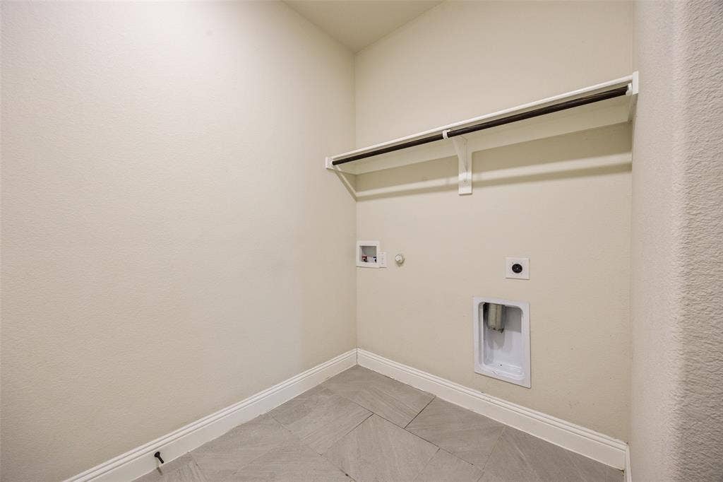 1817 Ramsgate Road, Forney, TX 75126 Laundry Room