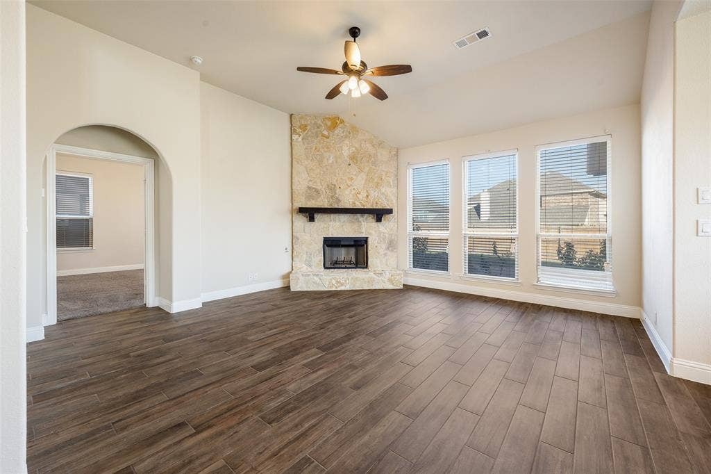 1817 Ramsgate Road, Forney, TX 75126 1817 Ramsgate Road, Forney, TX 75126