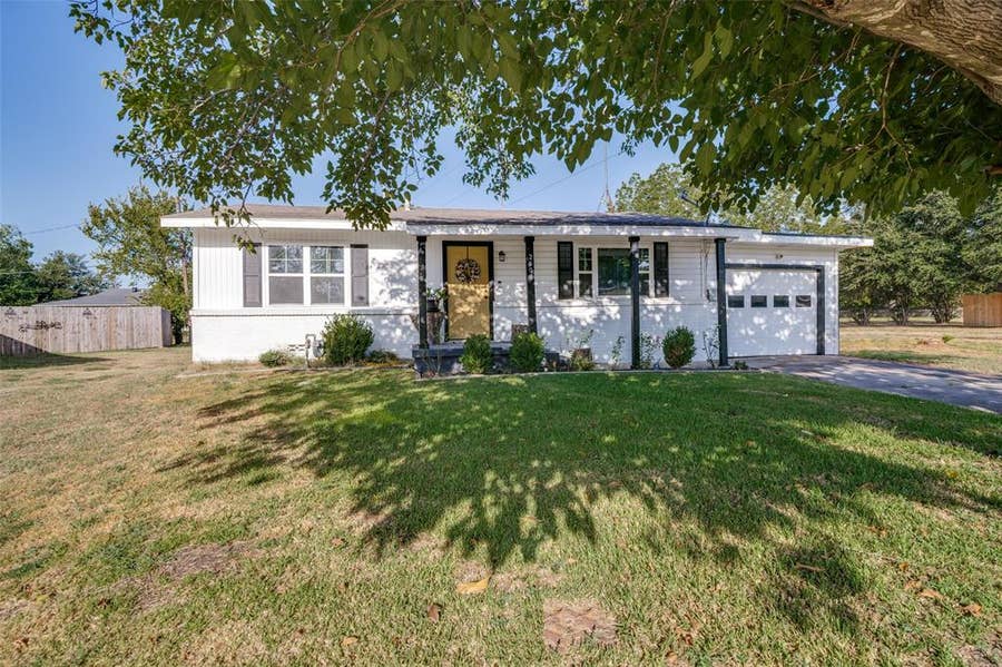 Property photo for 2506 Johnson Circle, Caddo Mills, TX