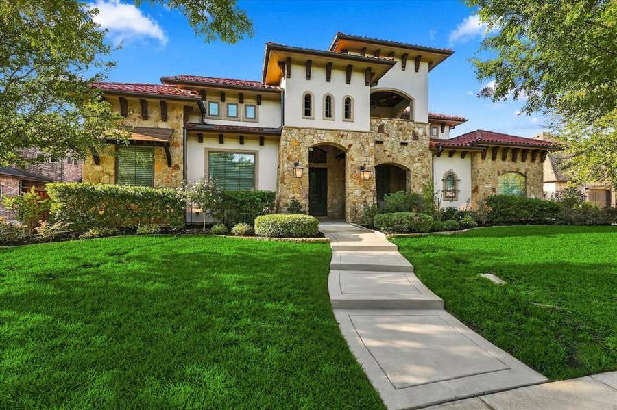 Property photo for 413 Saint Tropez Drive, Southlake, TX