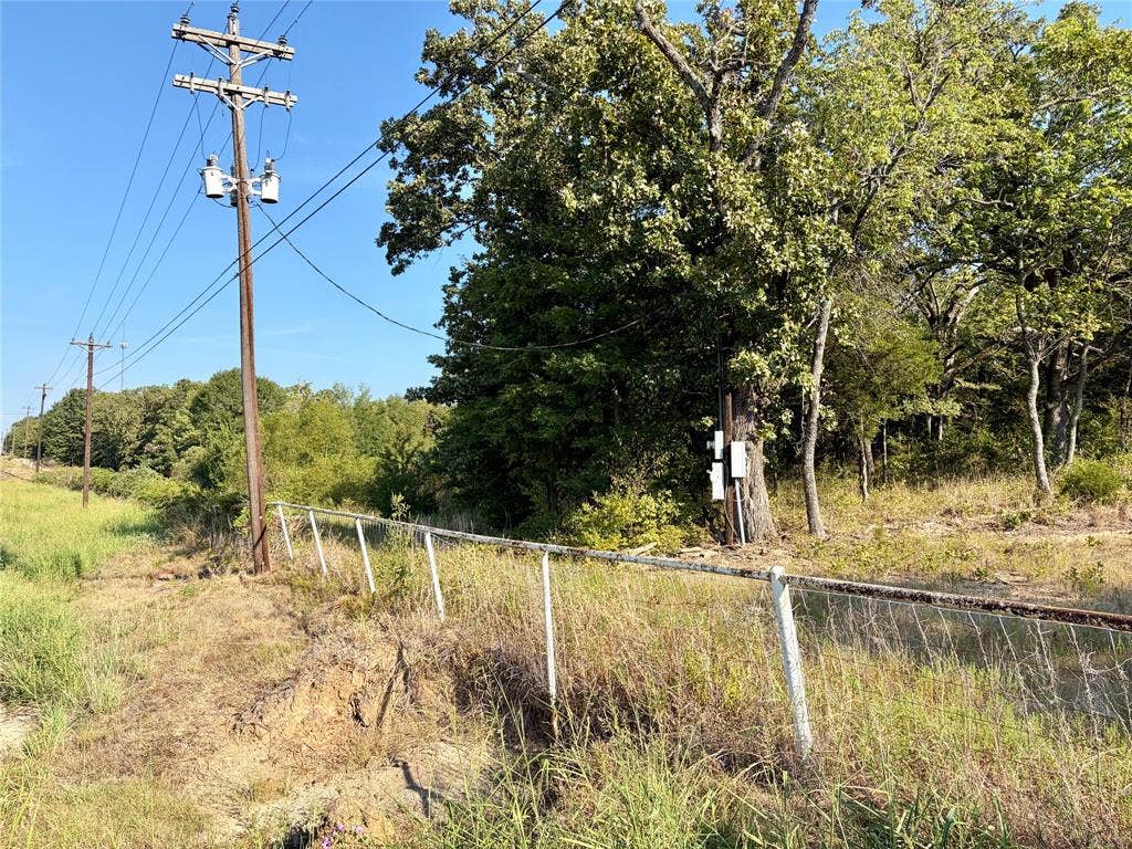 10740 N Us-175, Athens, TX 75751