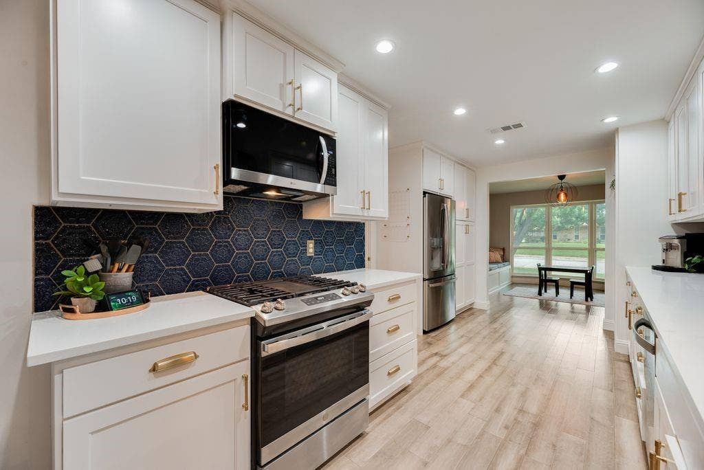 3208 Robin Road, Plano, TX 75075 3208 Robin Road, Plano, TX 75075