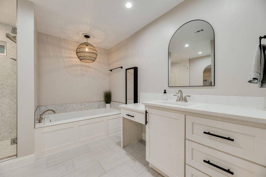 3208 Robin Road, Plano, TX 75075 3208 Robin Road, Plano, TX 75075