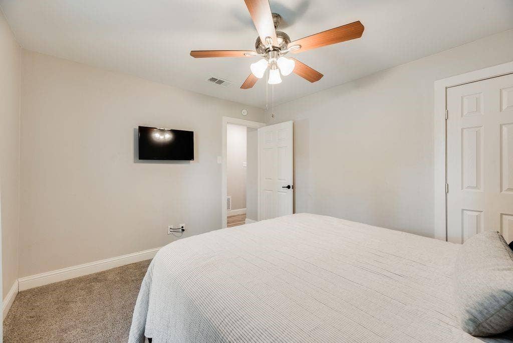 3208 Robin Road, Plano, TX 75075 3208 Robin Road, Plano, TX 75075