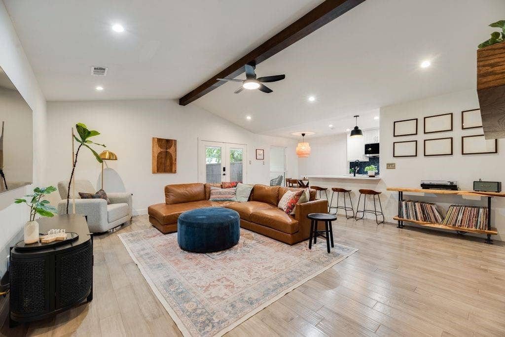 3208 Robin Road, Plano, TX 75075 3208 Robin Road, Plano, TX 75075