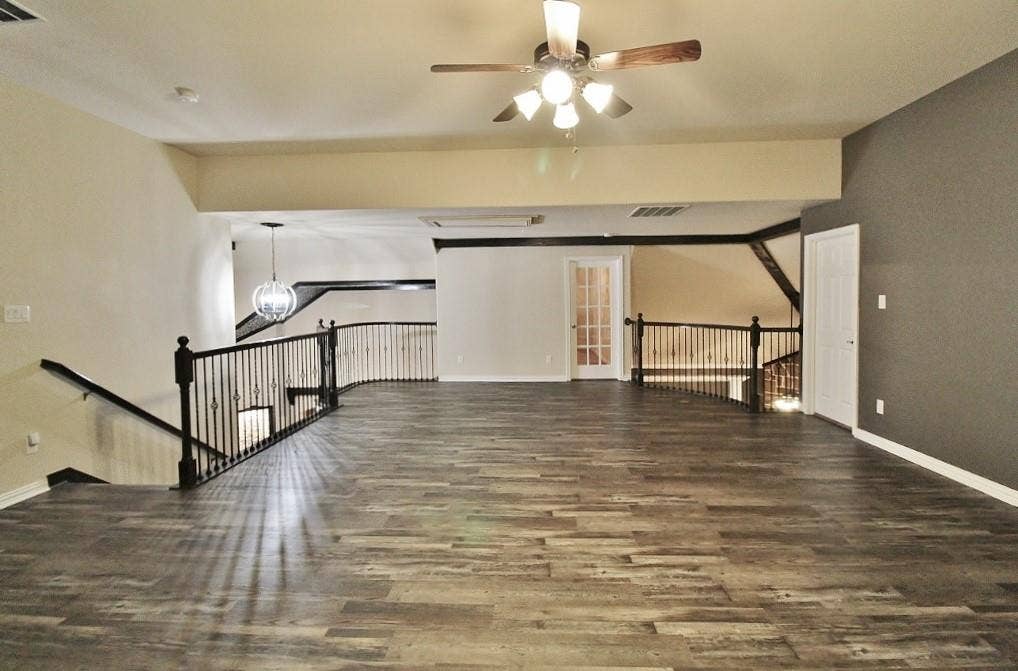 110 White Oak Lane, Red Oak, TX 75154 110 White Oak Lane, Red Oak, TX 75154
