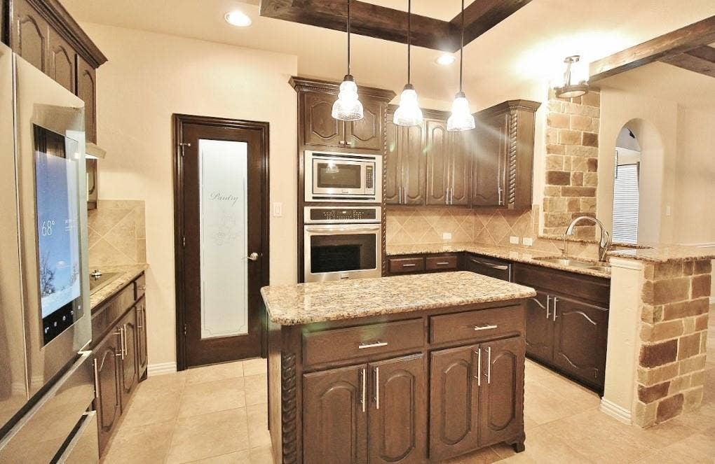 110 White Oak Lane, Red Oak, TX 75154 110 White Oak Lane, Red Oak, TX 75154