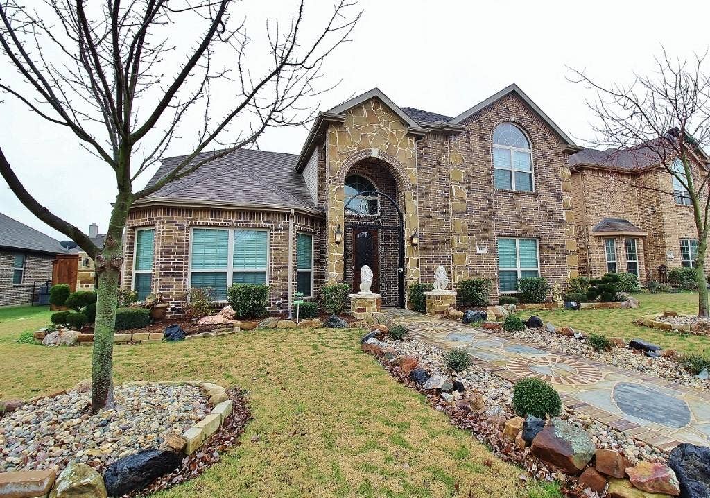 110 White Oak Lane, Red Oak, TX 75154 110 White Oak Lane, Red Oak, TX 75154
