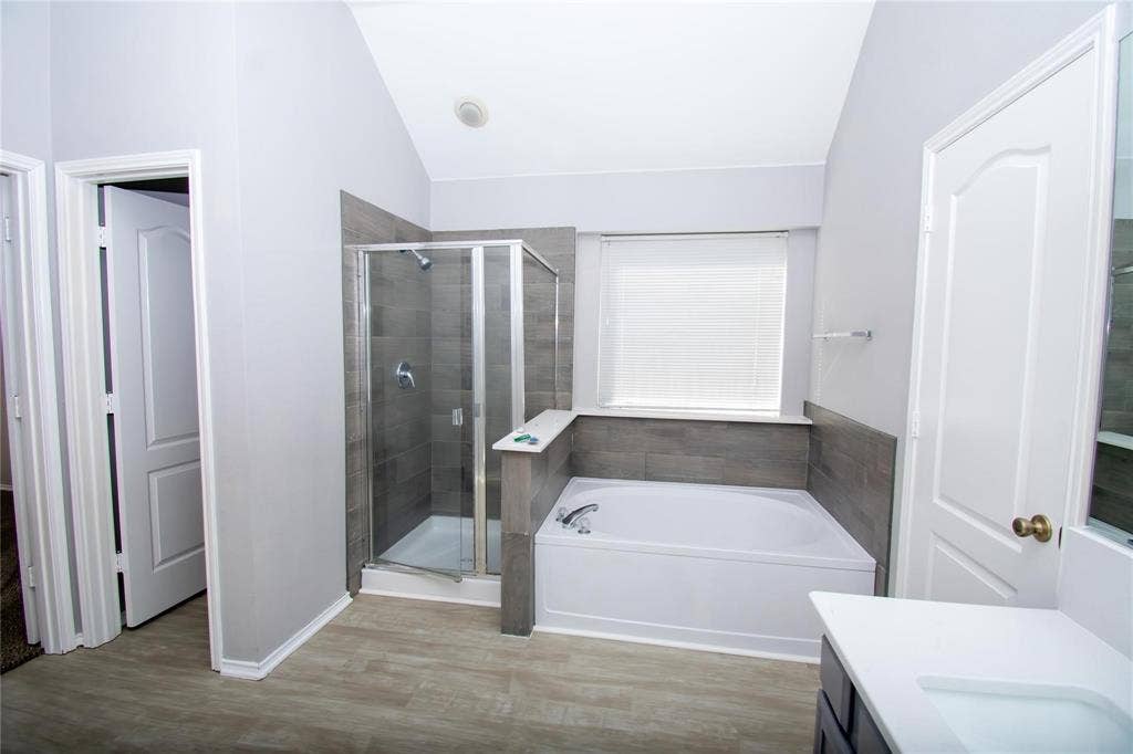 4576 Postbridge Drive, Plano, TX 75024 4576 Postbridge Drive, Plano, TX 75024