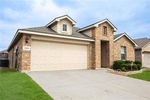 Property photo for 3204 Quiet Valley Road, Fort Worth, TX