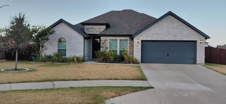 Property photo for 5820 Watts Bar Court, Fort Worth, TX