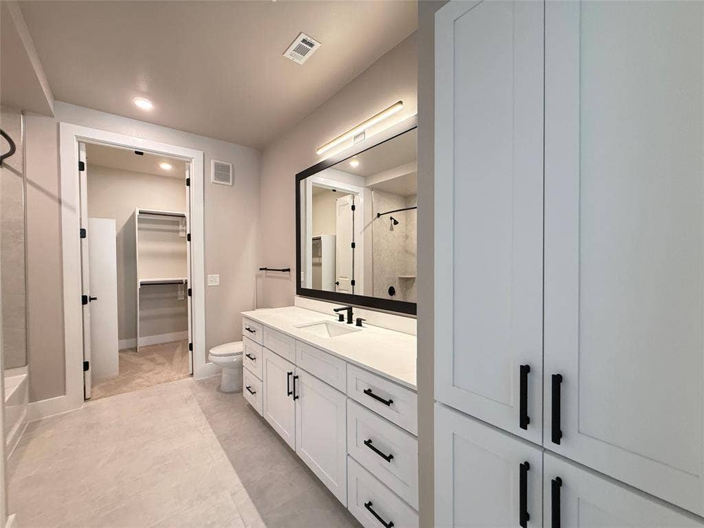 3255 Carlisle Street, #2106, Dallas, TX 75204 3255 Carlisle Street, #2106, Dallas, TX 75204