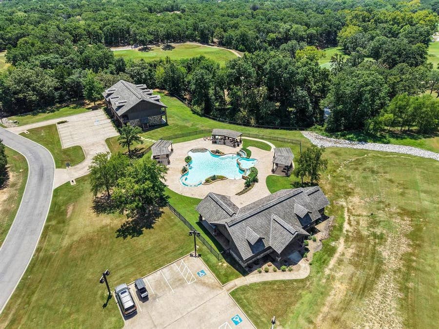 Property photo for TBD Park Meadows CT, Gordonville, TX