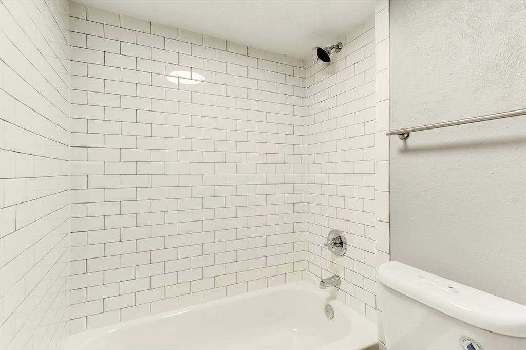 2200 W Lowden Street, #13, Fort Worth, TX 76110 2200 W Lowden Street, #13, Fort Worth, TX 76110