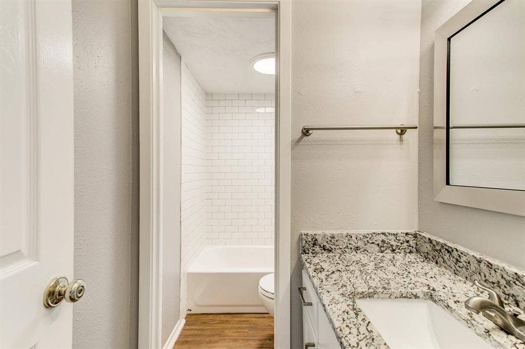 2200 W Lowden Street, #13, Fort Worth, TX 76110 2200 W Lowden Street, #13, Fort Worth, TX 76110