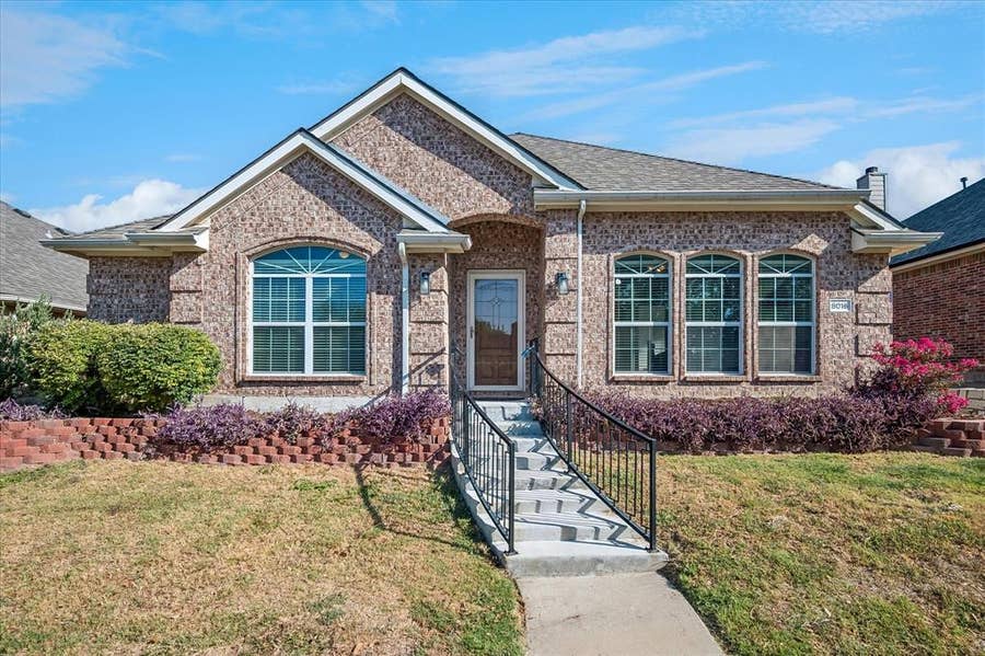 Property photo for 8016 Silverado Trail, McKinney, TX