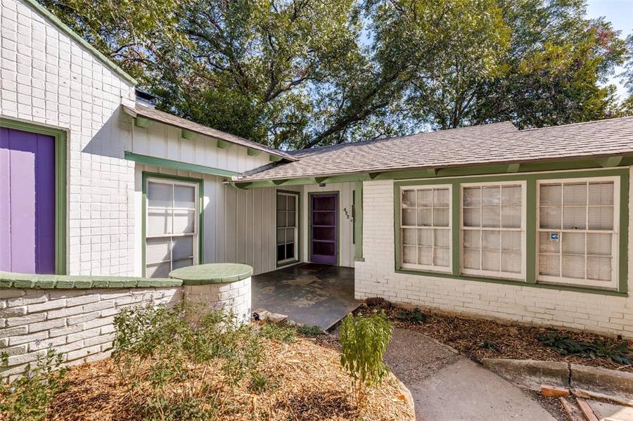 Property photo for 422 N Montreal Avenue, Dallas, TX