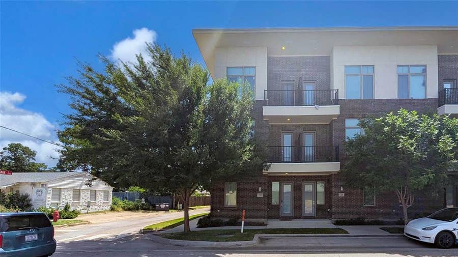 Property photo for 13228 Bee Street, Farmers Branch, TX