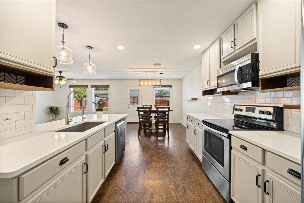 1110 Antoinette Drive, Princeton, TX 75407