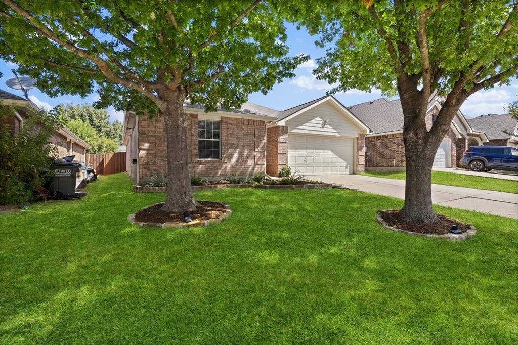1110 Antoinette Drive, Princeton, TX 75407