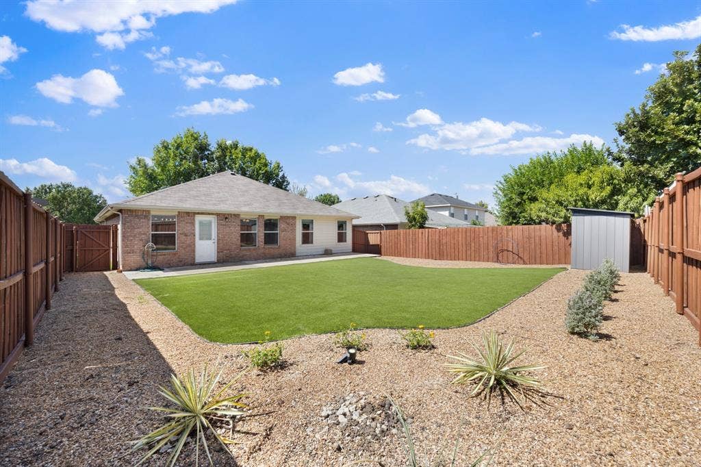 1110 Antoinette Drive, Princeton, TX 75407