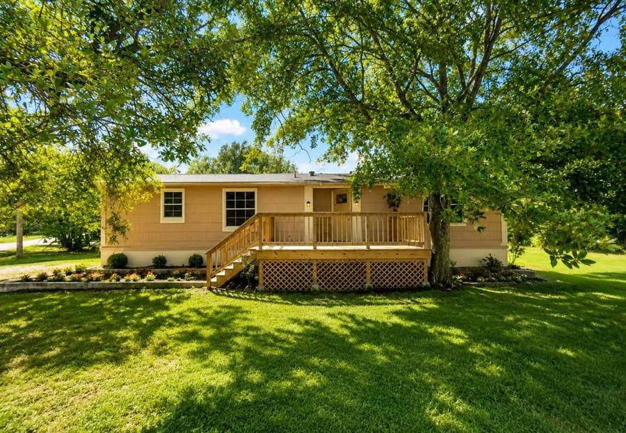 Property photo for 205 W Long Street, Elm Mott, TX