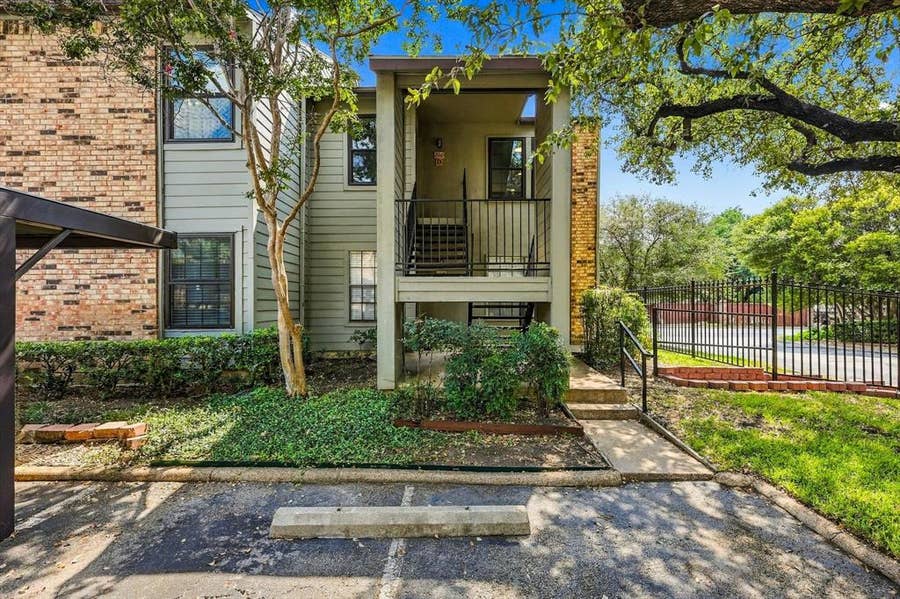 Property photo for 5335 Bent Tree Forest Drive, #216, Dallas, TX