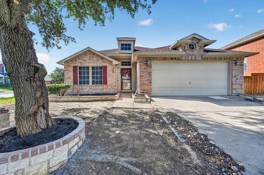 Property photo for 3203 Yeltes, Grand Prairie, TX