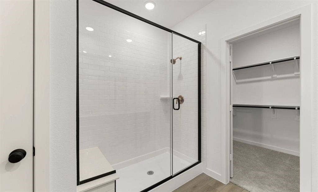 Primary Bathroom Representative Photo featuring the Laguna Collection