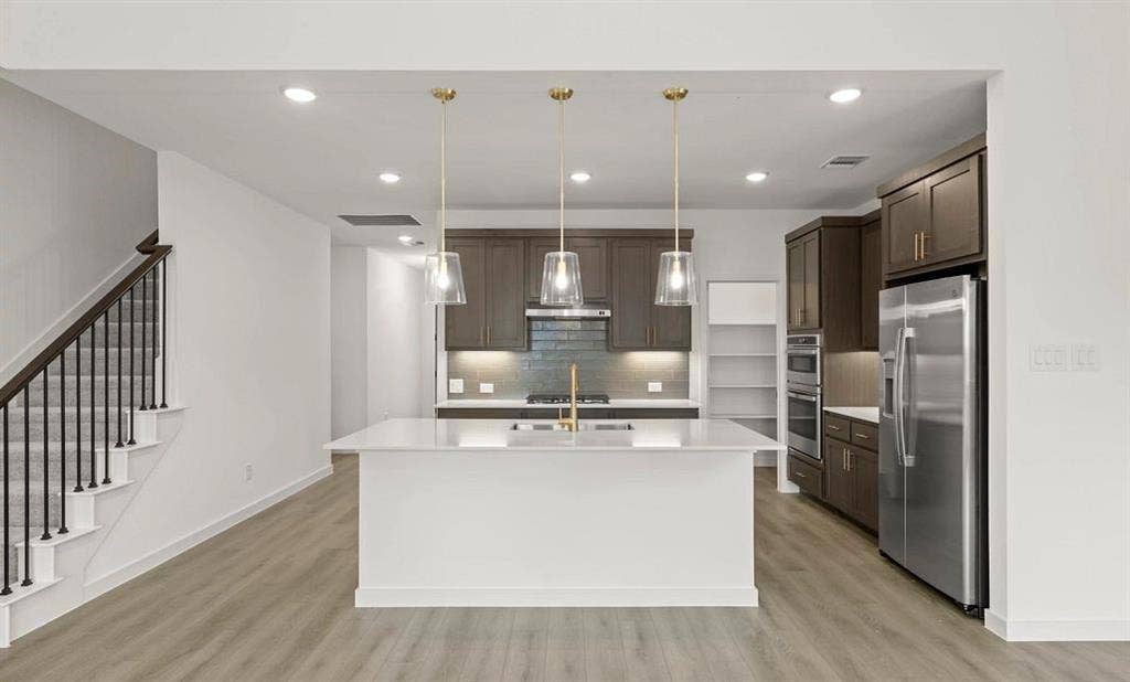 Kitchen Representative Photo featuring the Laguna Collection