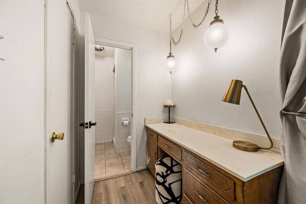 1317 Wade Drive, Bedford, TX 76022