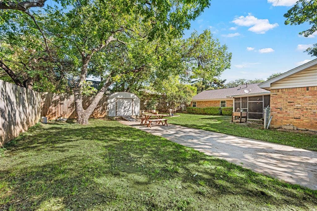 1317 Wade Drive, Bedford, TX 76022