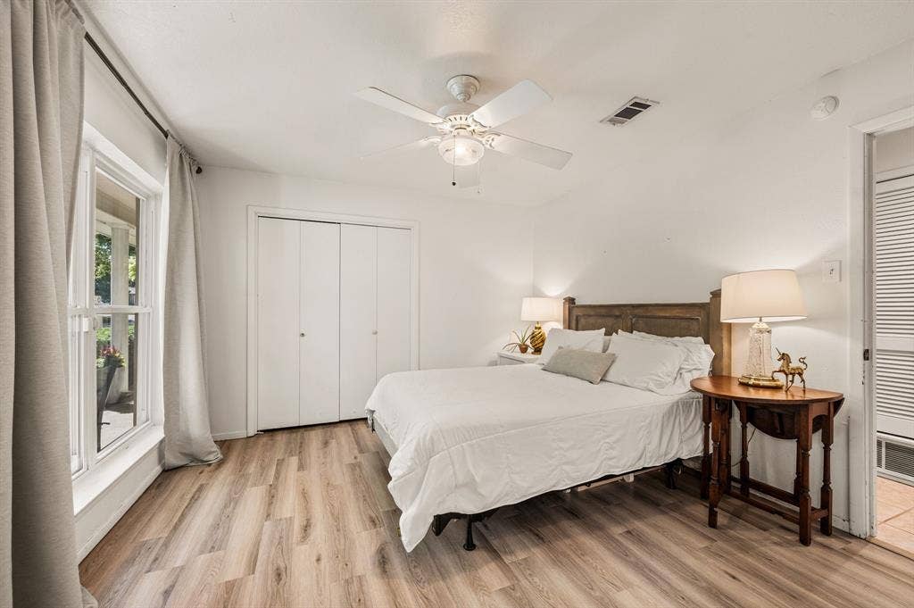 1317 Wade Drive, Bedford, TX 76022