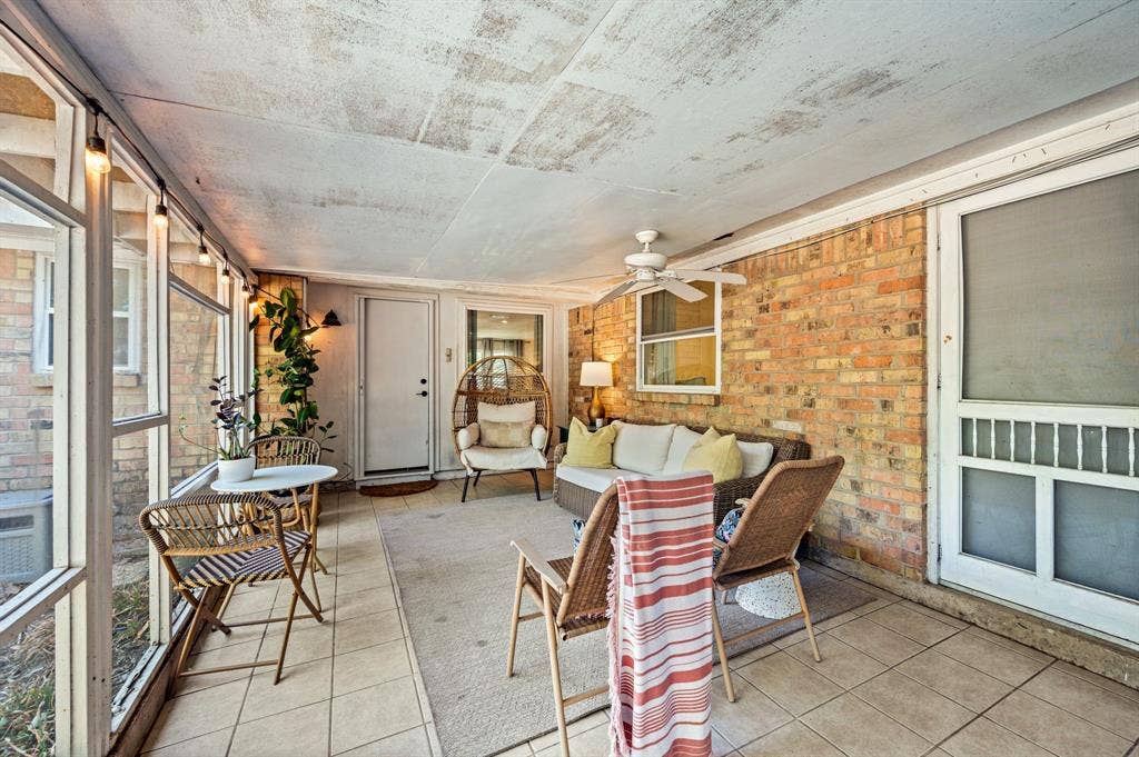1317 Wade Drive, Bedford, TX 76022