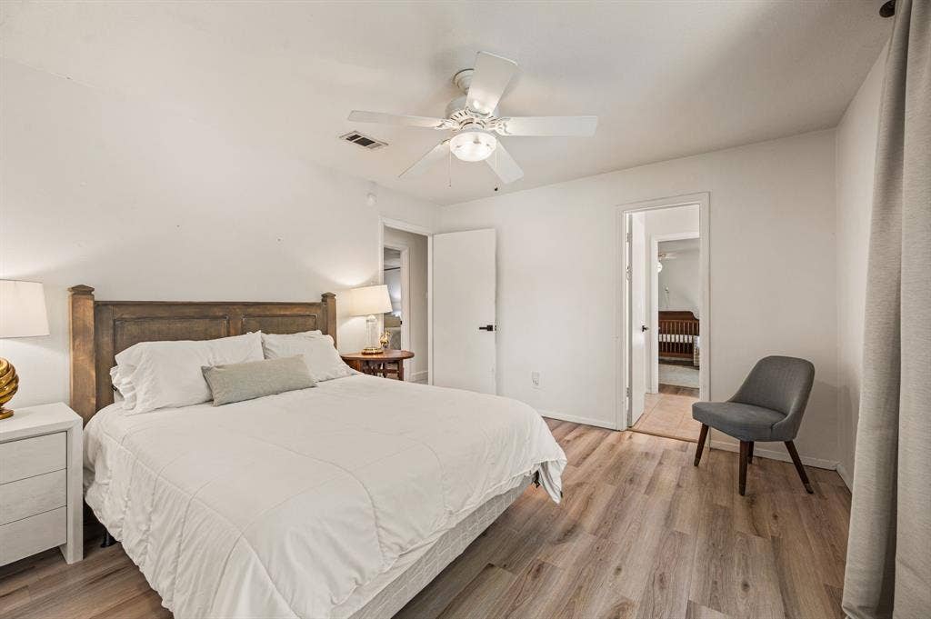 1317 Wade Drive, Bedford, TX 76022