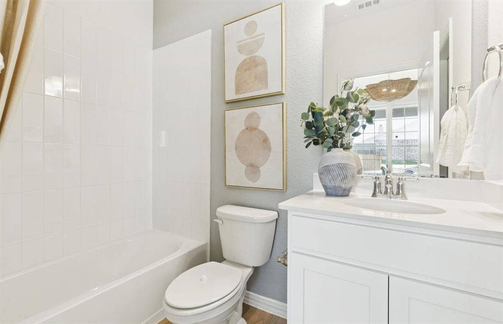 3421 Majesty Lane, Denton, TX 76208 *Model Representation - Spacious secondary bathroom