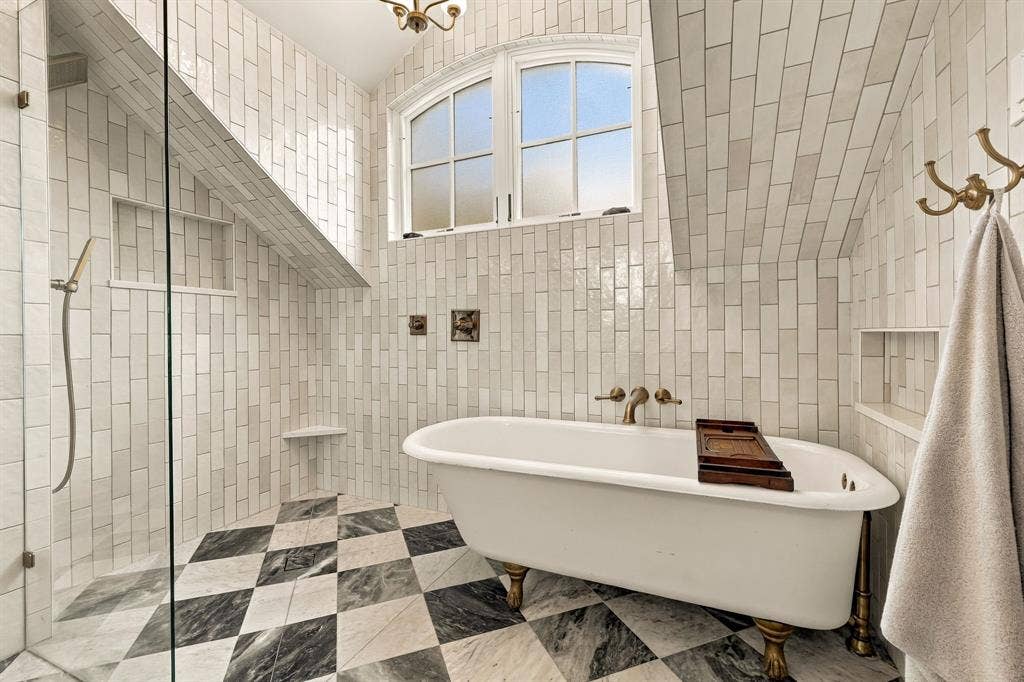 6317 Bryan Parkway, Dallas, TX 75214