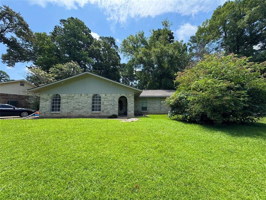 Property photo for 8514 Timberwood Lane, Haughton, LA