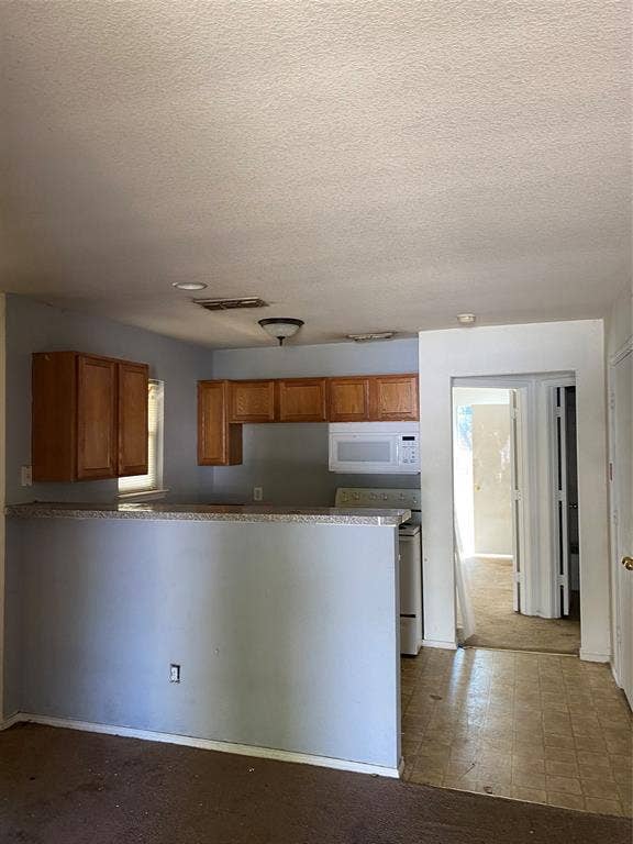 1244 Village Garden Drive, Azle, TX 76020 1244 Village Garden Drive, Azle, TX 76020