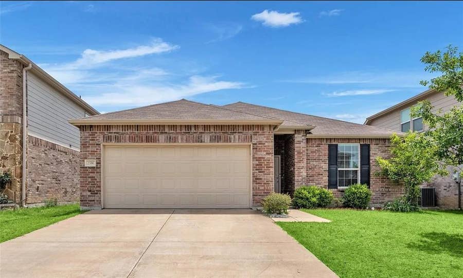 Property photo for 2336 Bermont Red Lane, Fort Worth, TX
