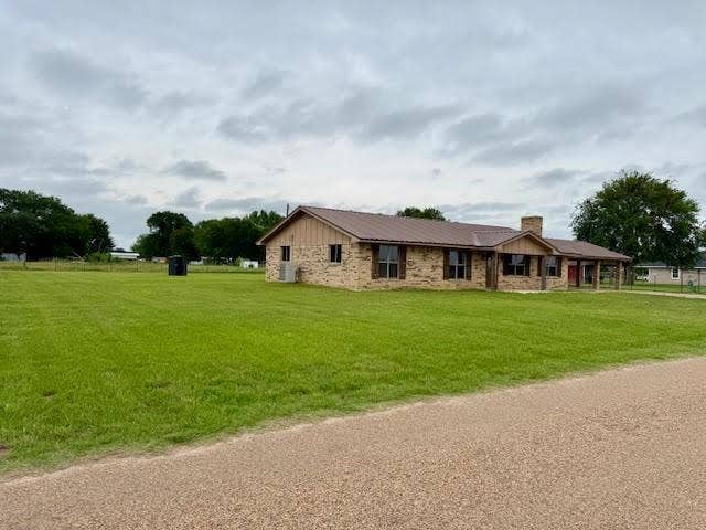 22184 Old River Road, Trinidad, TX 75163 22184 Old River Road, Trinidad, TX 75163