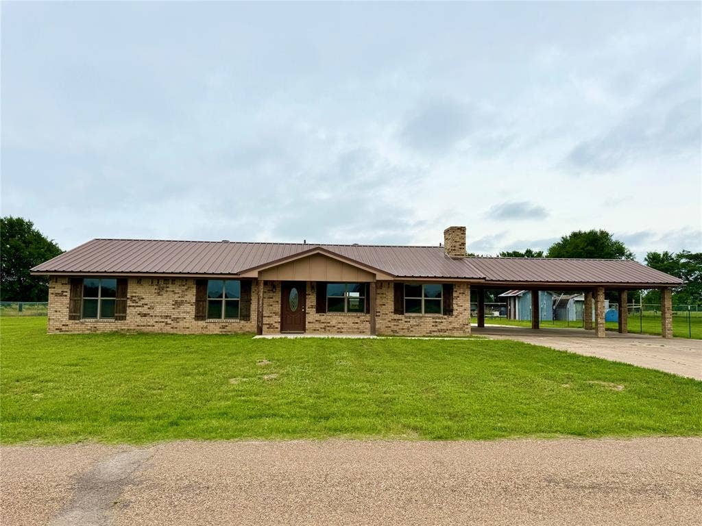 22184 Old River Road, Trinidad, TX 75163 22184 Old River Road, Trinidad, TX 75163