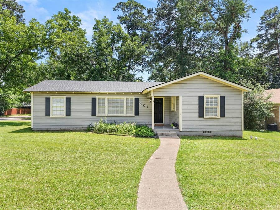 Property photo for 801 Park, Gilmer, TX