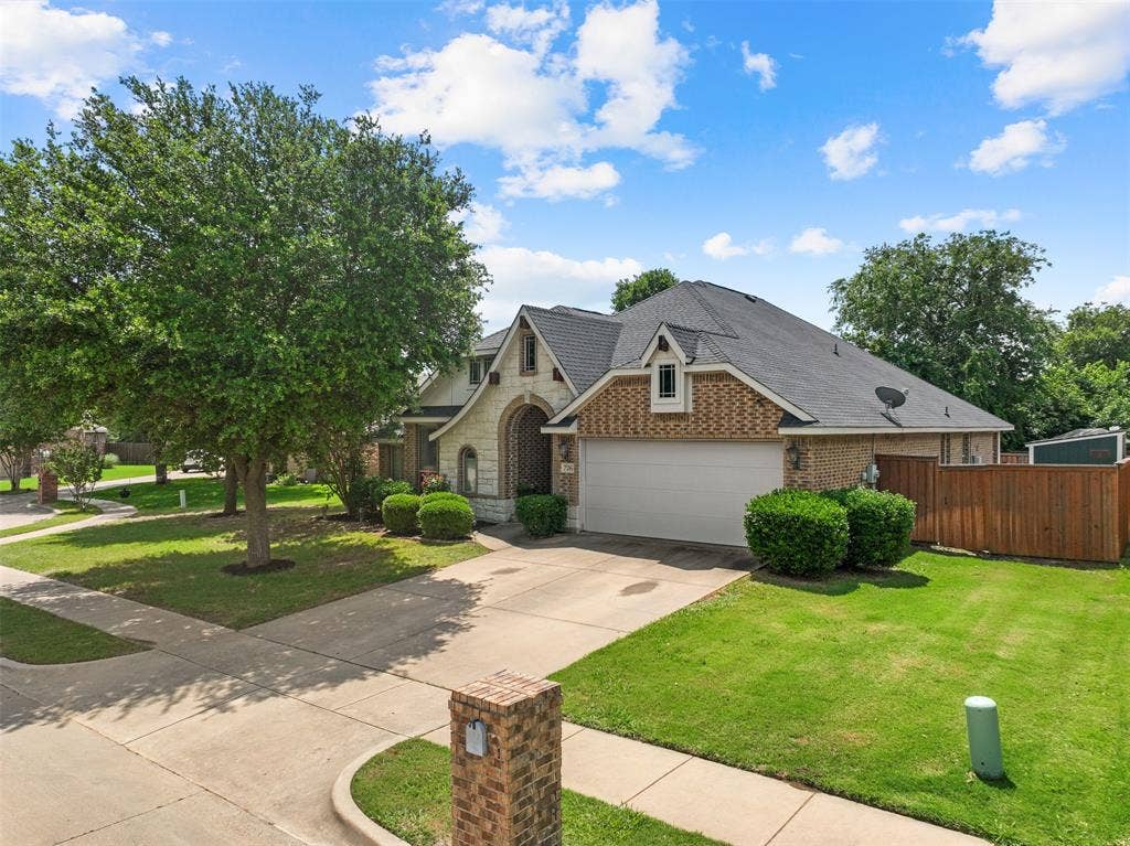 726 Celebrity Court, Midlothian, TX 76065 726 Celebrity Court, Midlothian, TX 76065