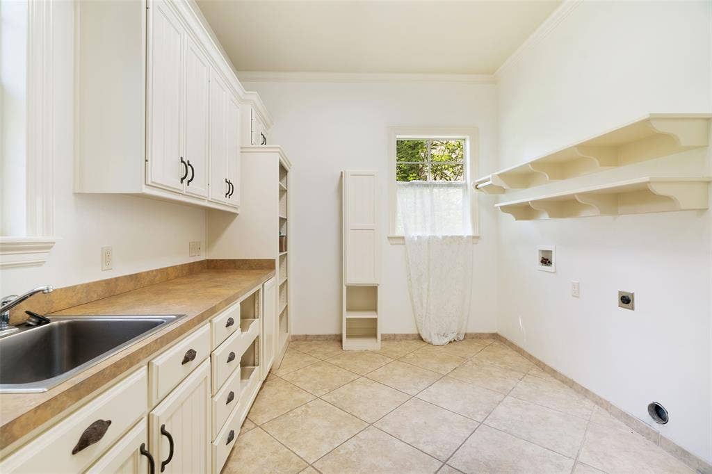 4045 Stonegate Boulevard, Tyler, TX 75703 4045 Stonegate Boulevard, Tyler, TX 75703