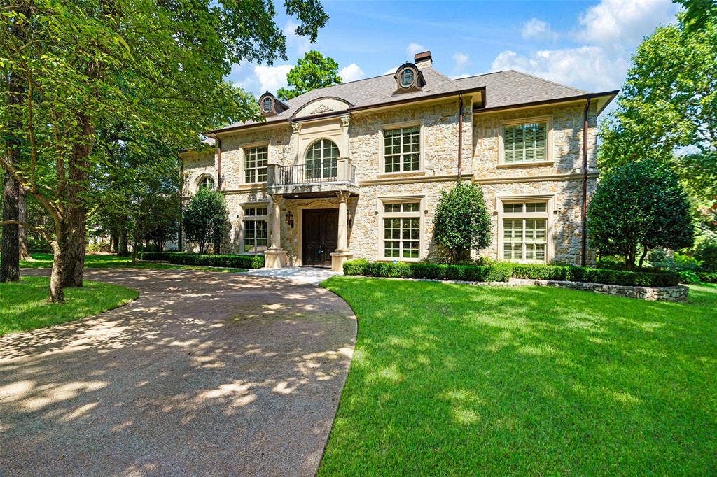 4045 Stonegate Boulevard, Tyler, TX 75703 4045 Stonegate Boulevard, Tyler, TX 75703