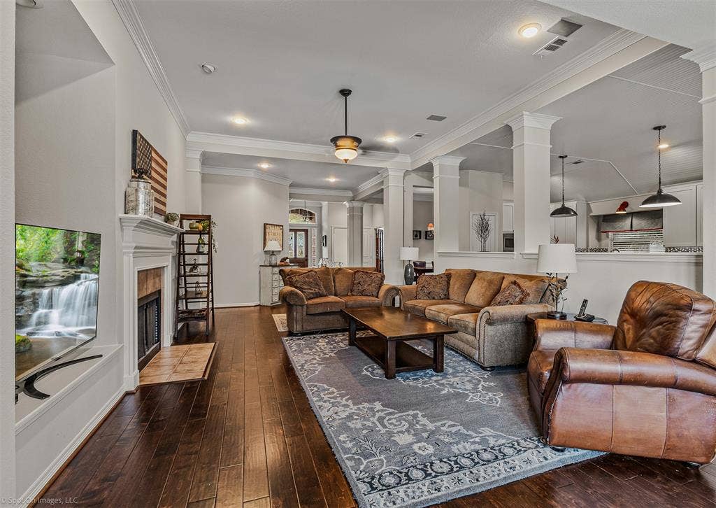 208 Lionhart Place, Rockwall, TX 75032