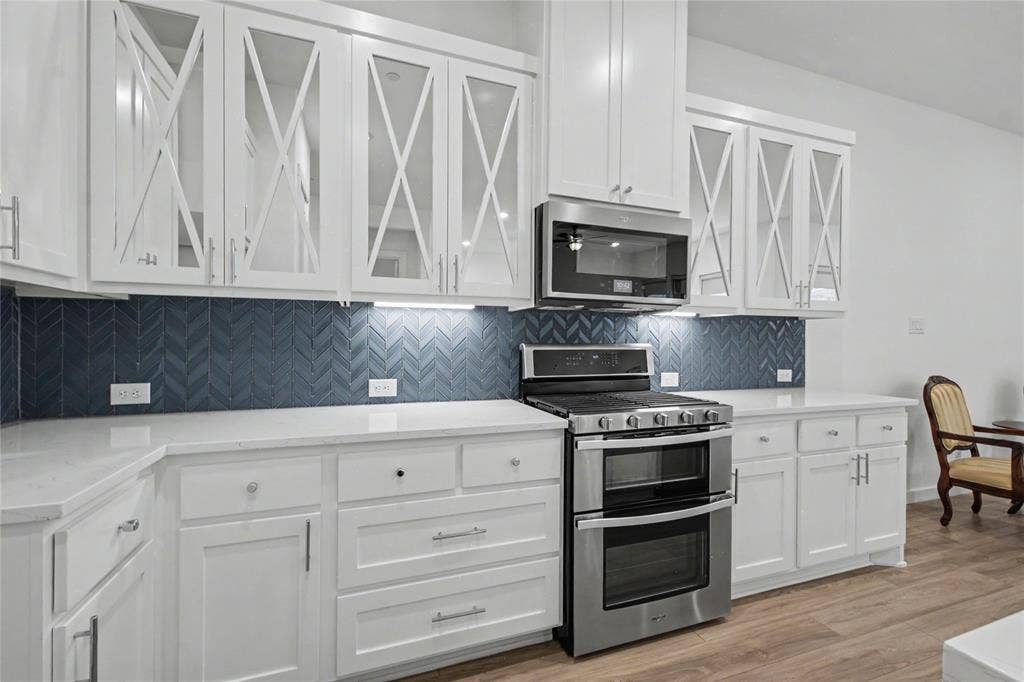 4533 English Maple Drive, Arlington, TX 76005