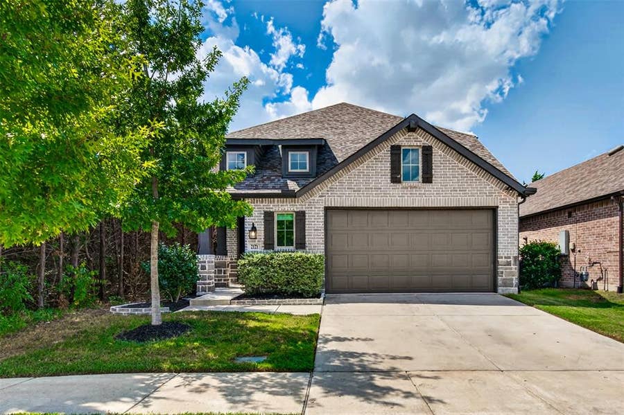 Property photo for 2121 Hobby Drive, Forney, TX
