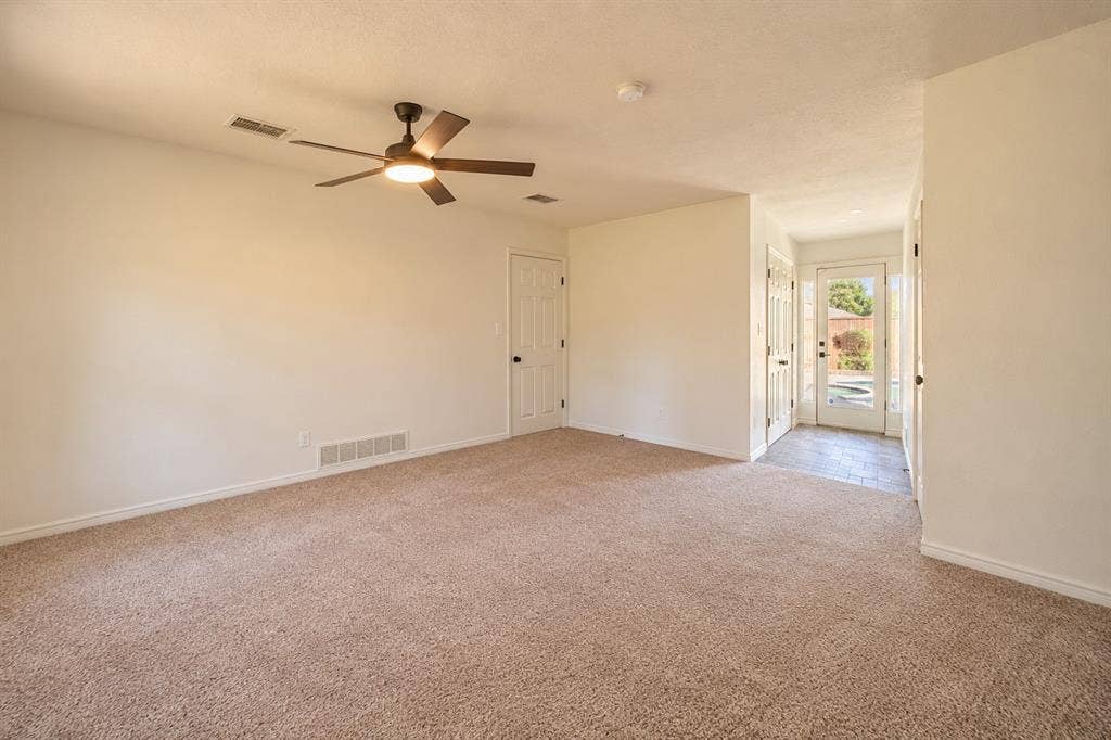 2409 Fairview Drive, Plano, TX 75075 2409 Fairview Drive, Plano, TX 75075